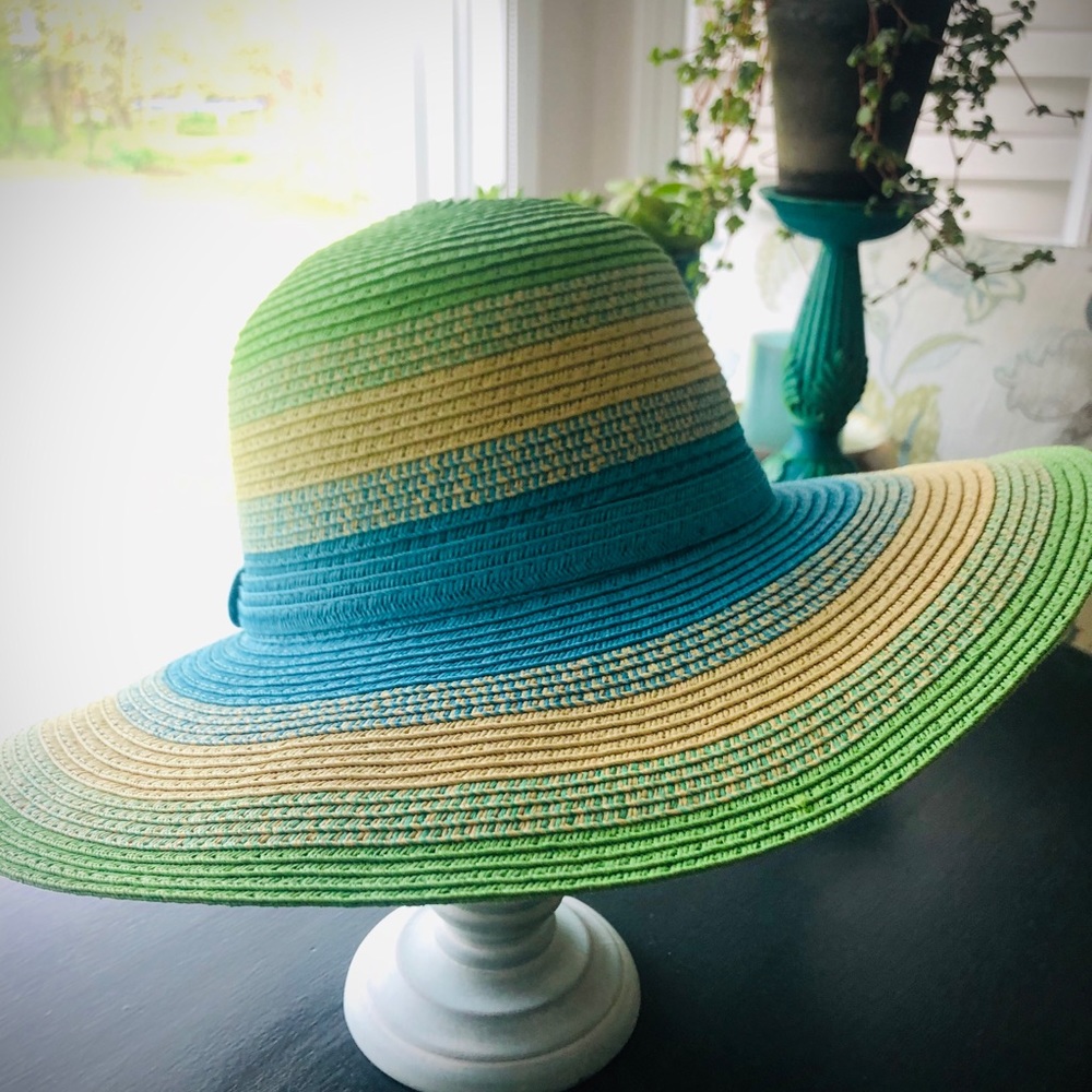 NWOT multicolored sunhat